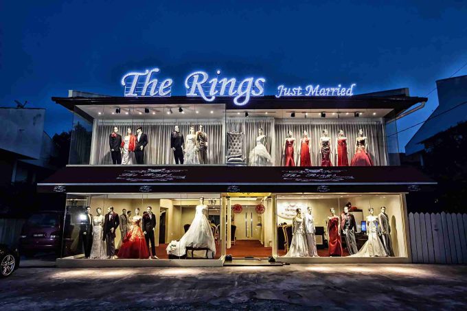 The Rings Just Married